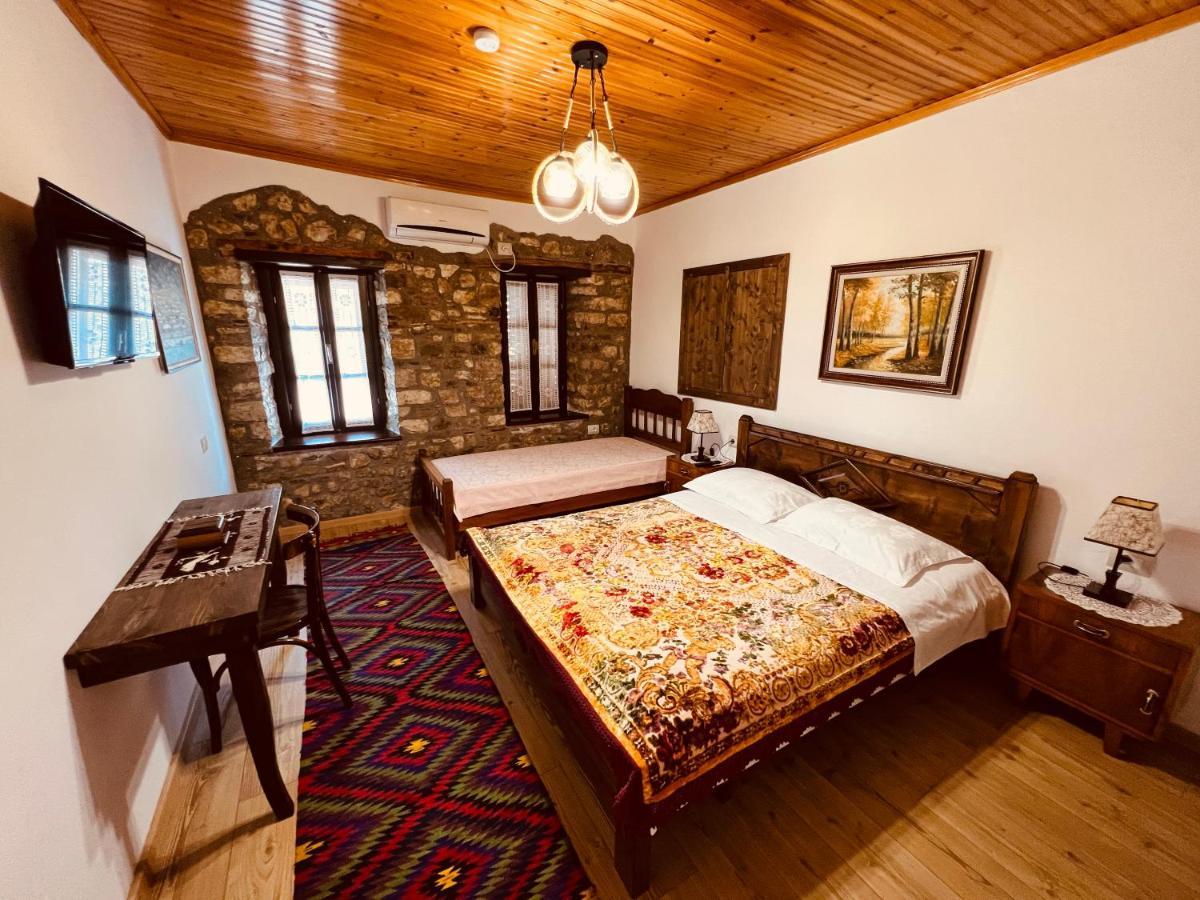 Kris Guesthouse Berat Zewnętrze zdjęcie