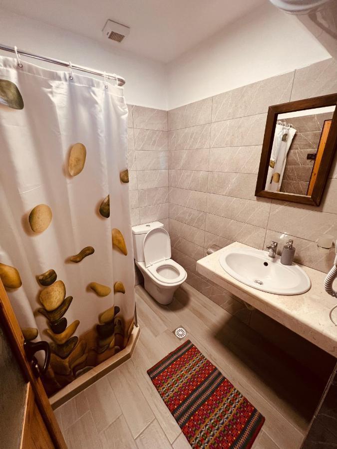 Kris Guesthouse Berat Zewnętrze zdjęcie