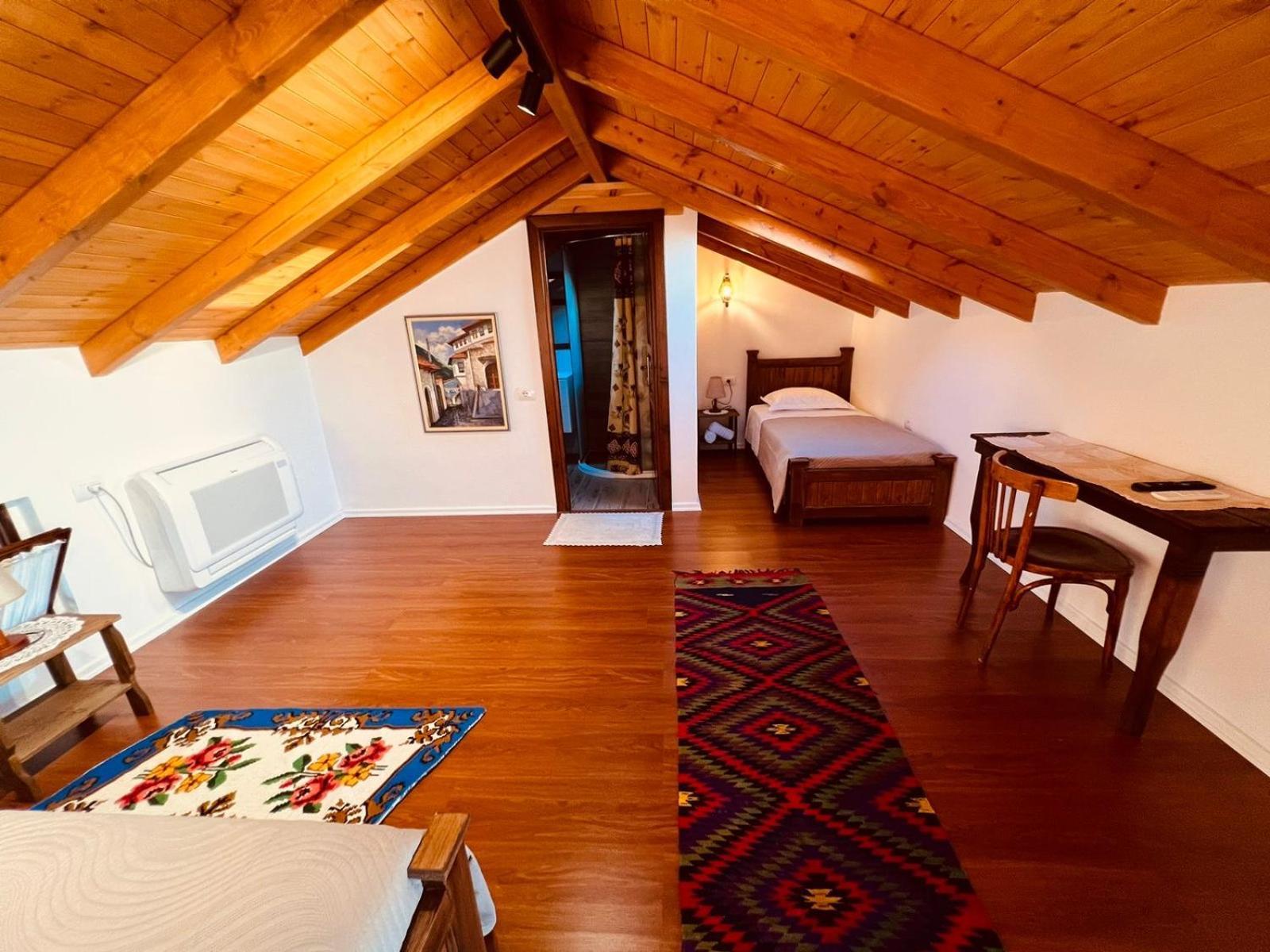 Kris Guesthouse Berat Zewnętrze zdjęcie