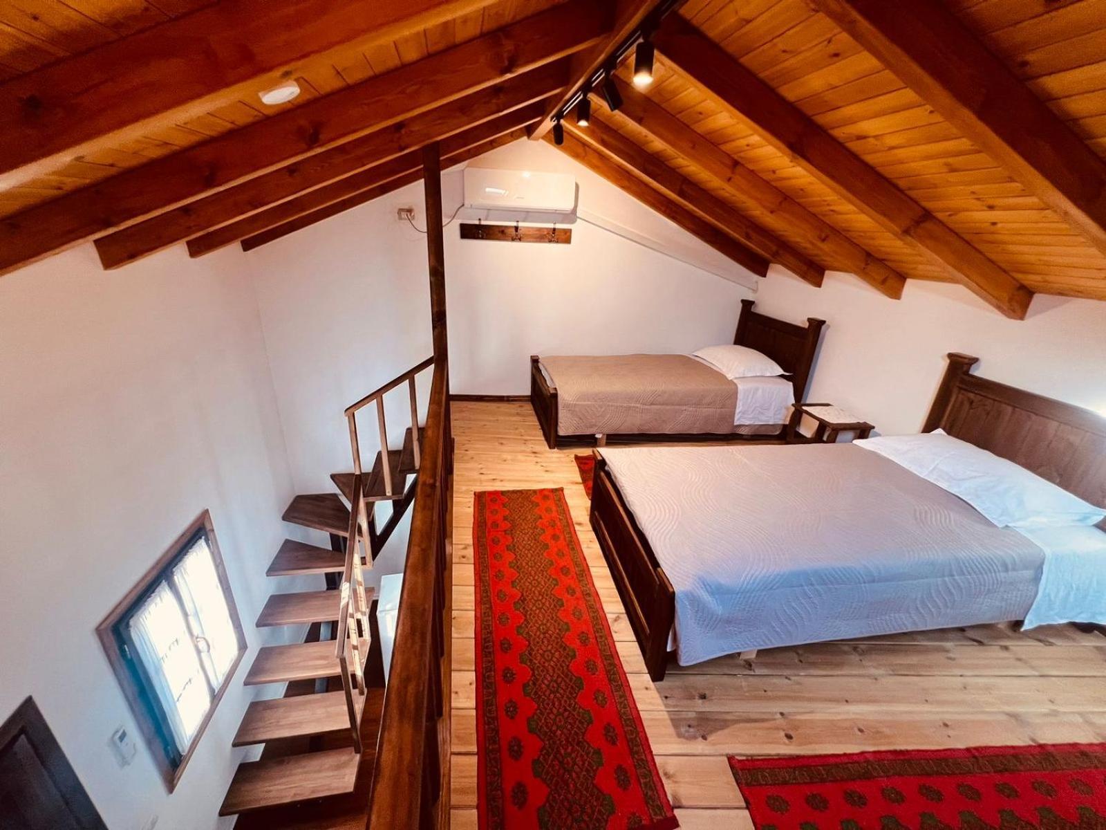 Kris Guesthouse Berat Zewnętrze zdjęcie